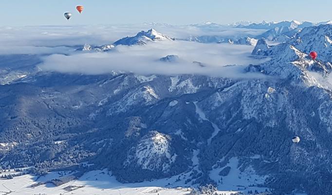 Gutschein für Ballonfahrt in Alpen